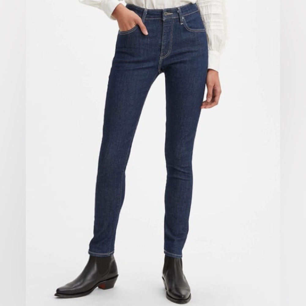SOLD-Levi’s Made & Crafted Pins Skinny Jeans sz 28